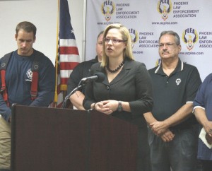 Stanton endorses Sinema