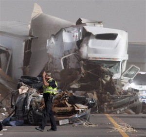 APTOPIX Arizona Dust Storm Crash