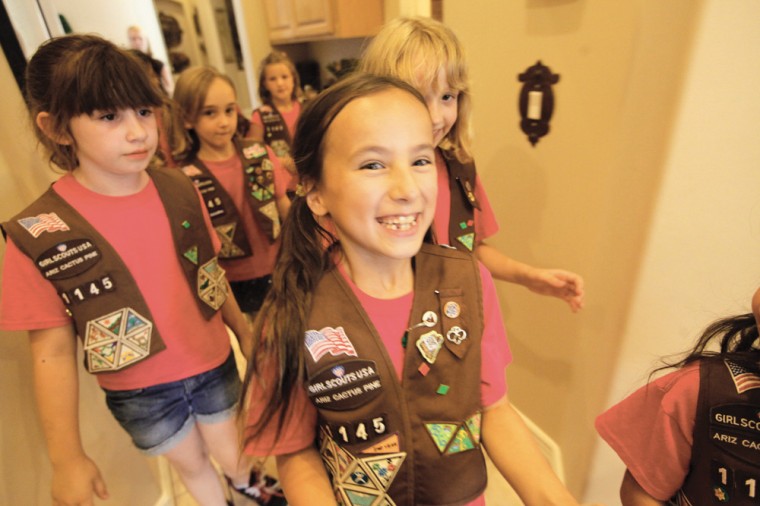 afn.100810.news.girlscouts5.jpg