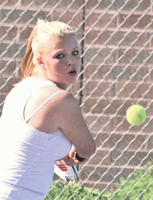 Freshman adjusts to tennis assignment 