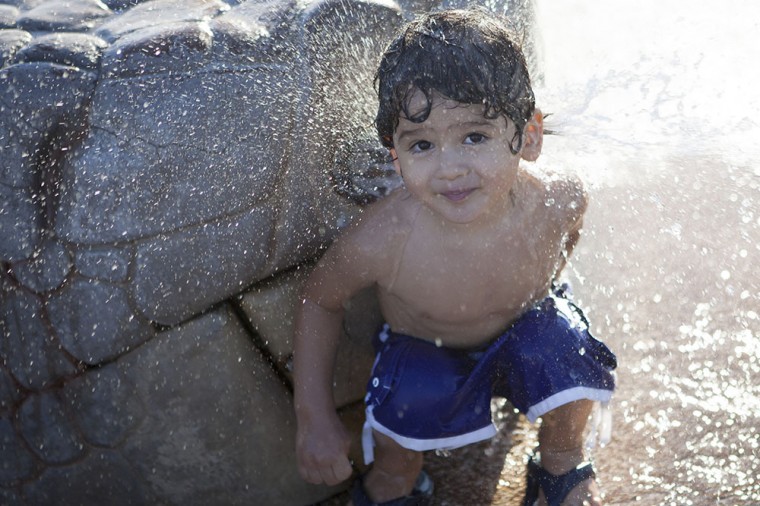 afn.080512.wa.waterkids.04.JPG