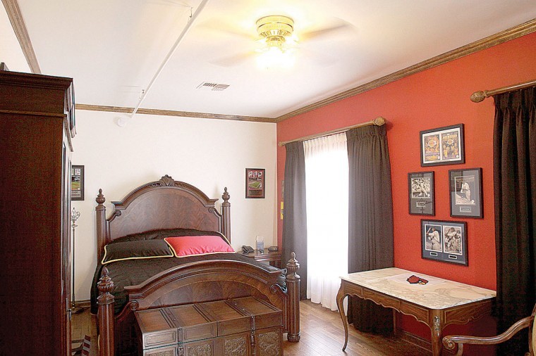 Gaslight Inn