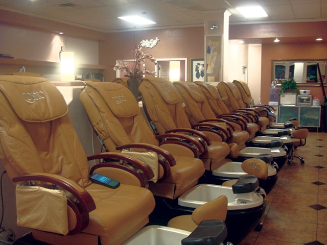 Best Nail Salon 2009 