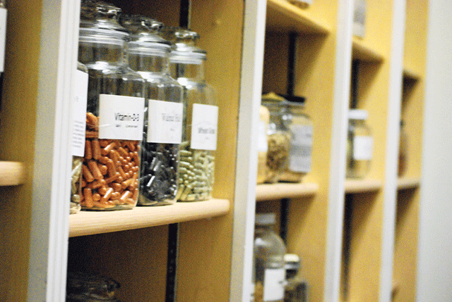 Ahwatukee holistic center offers alternatives in medicine 