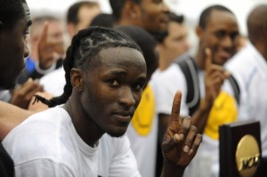 afn.040111.sp.claye2.jpg