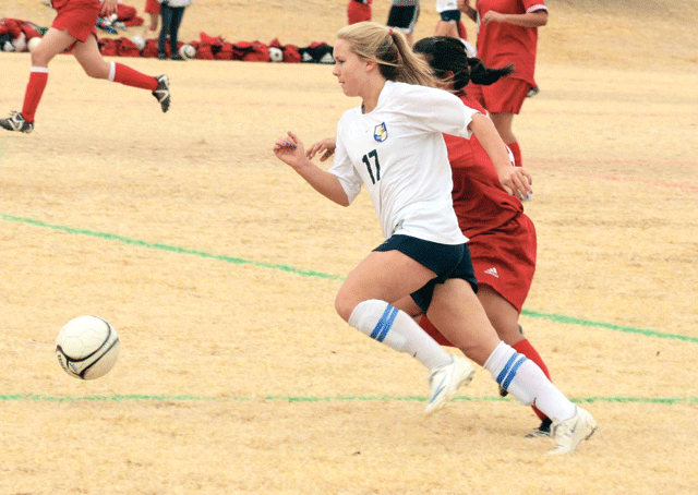 DV’s Rall uses speed at the right time and place for Thunder girls 