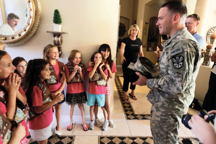 afn.100810.news.girlscouts2.jpg
