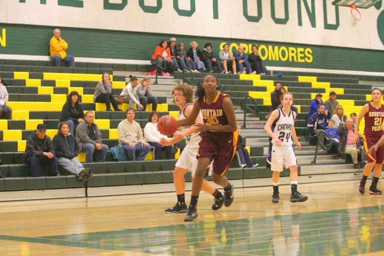 afn.010511.sp.mphoops1b.jpg.jpg