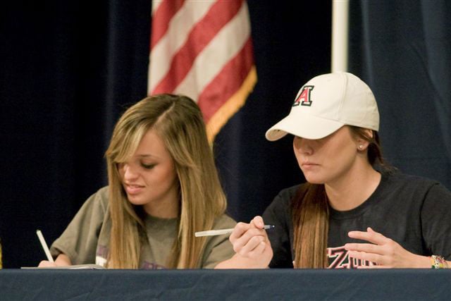 17 DV athletes sign LOIs Wednesday 