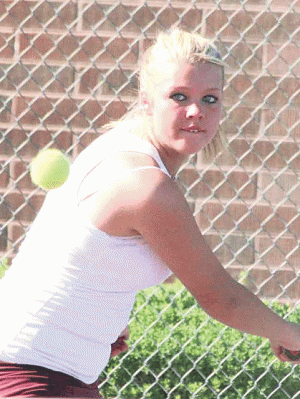 Freshman adjusts to tennis assignment 