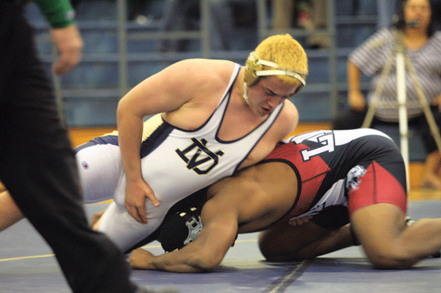 DV wrestler’s mat maturity provides winning edge 