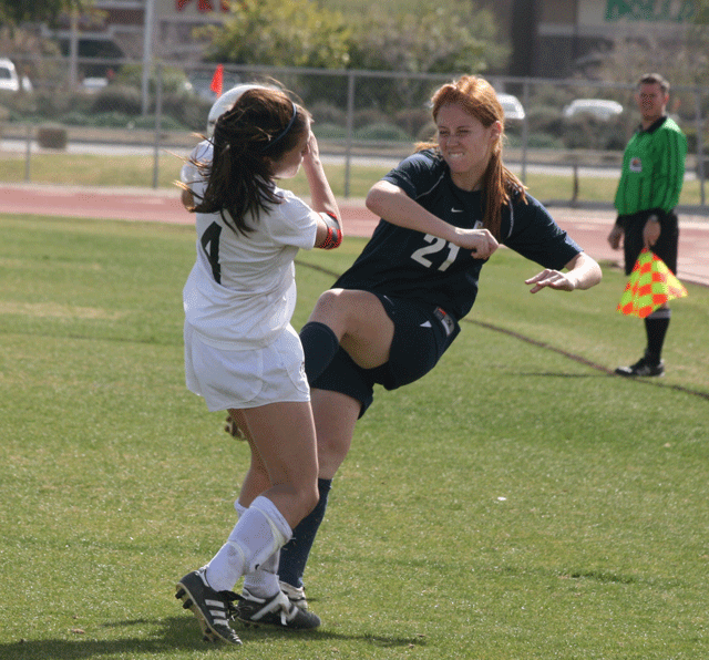 State Tournament : Desert Vista girls soccer defeats Hamilton, wins another playoff PK shootout 