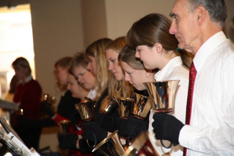 afn.120110.arts.musicalbells1.jpg