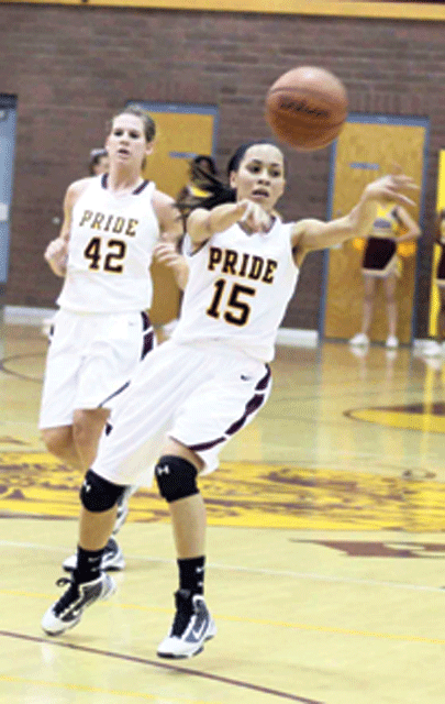 Henderson, Pride have instant chemistry 