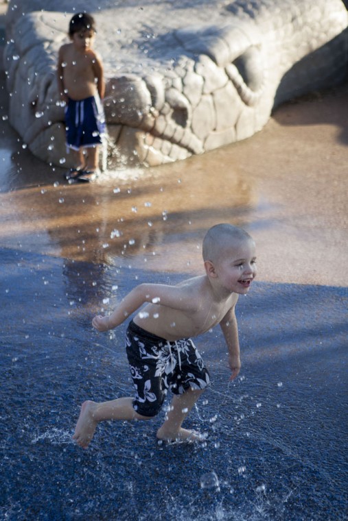 afn.080512.wa.waterkids.03.JPG
