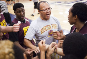 Basketball: MP vs McClintock