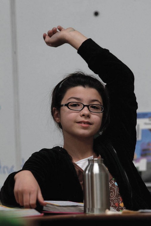 afn.020211.arts.covey5.jpg