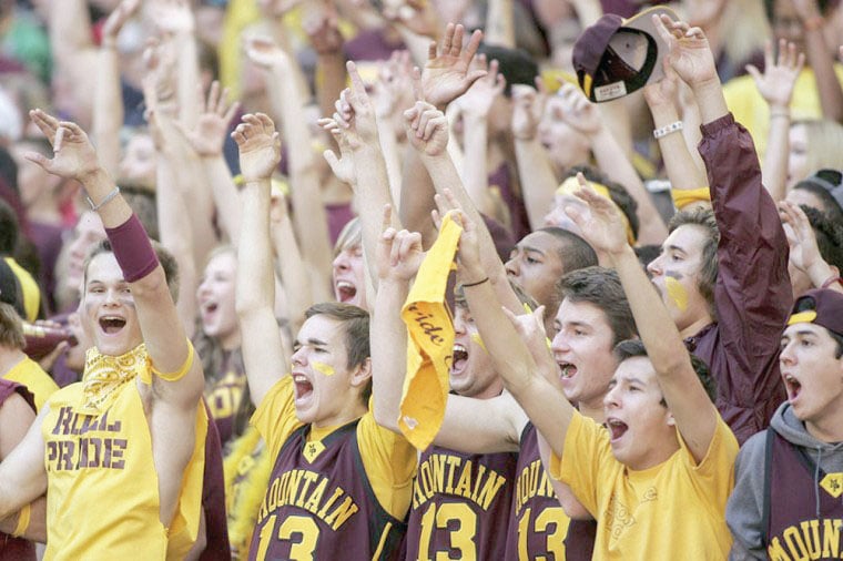 Mountain Pointe fans