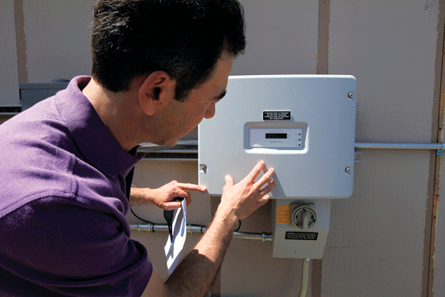 Neighbors band together to get deals on solar systems 