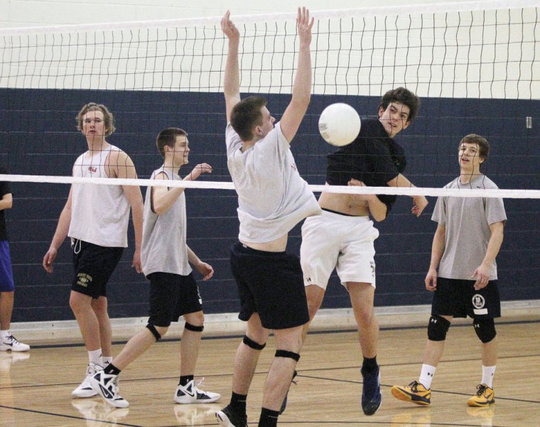 Desert Vista boys volleyball