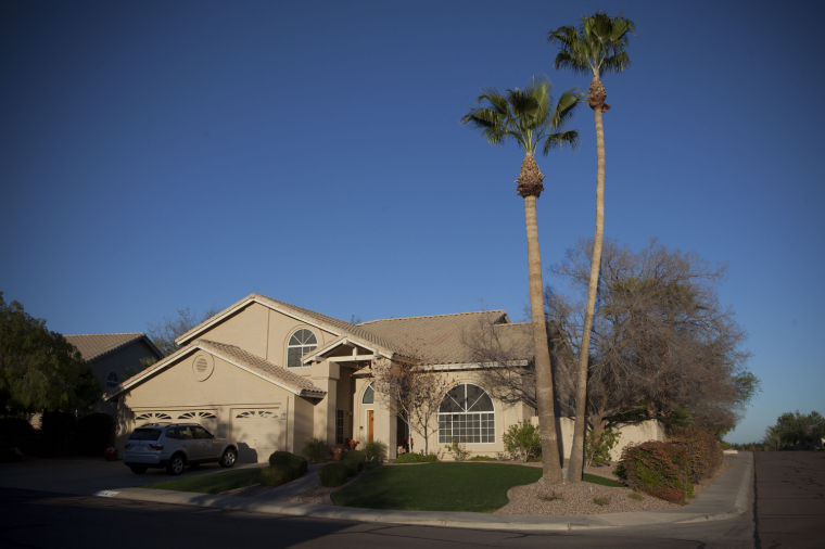 afn.realestate.neighborhood07.dj.JPG