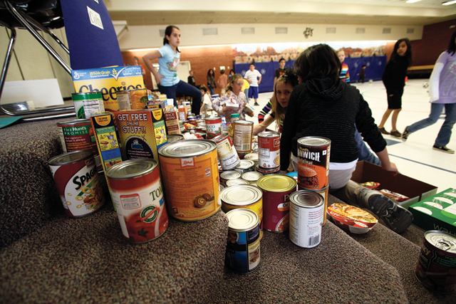 Colina students make accurate Super Bowl pick for a good cause 