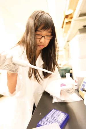 afn.071410.com.biodesignintern3.jpg