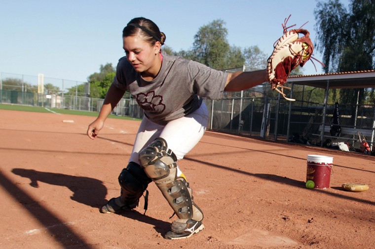 mp softball 001 dw 03302011.JPG