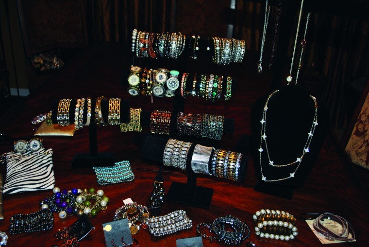 Queen Bees Accessories
