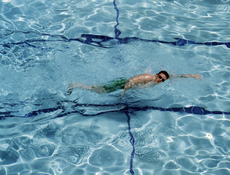 DV Swimmer