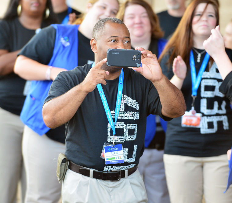 Sam's Club opens 25