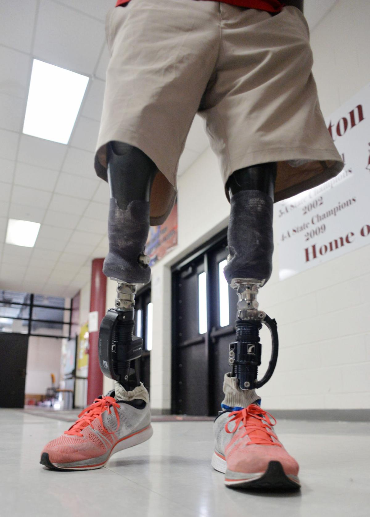 Paralympian Blake Leeper visits Anniston High School