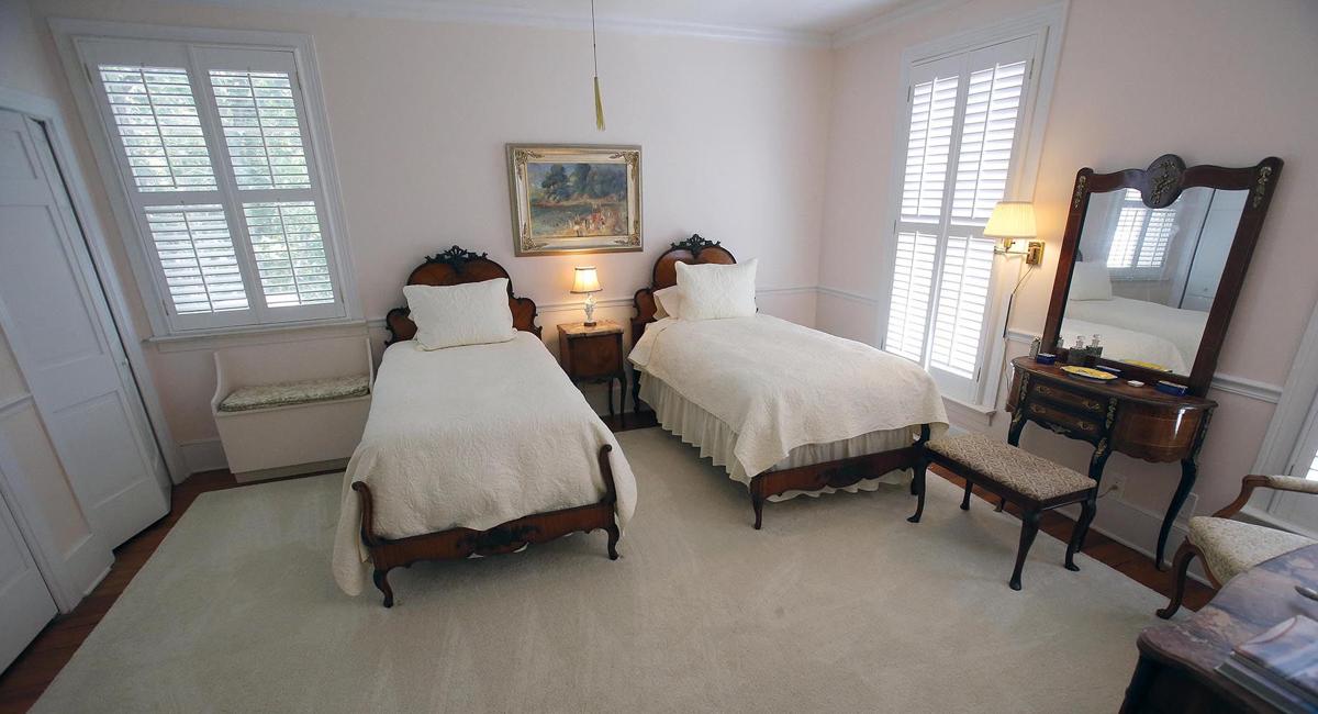 Springwood Inn: Lightwood Room