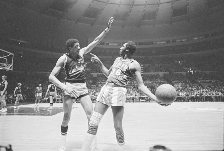 Meadowlark Lemon, Harlem Globetrotters’ dazzling court jester, dies at