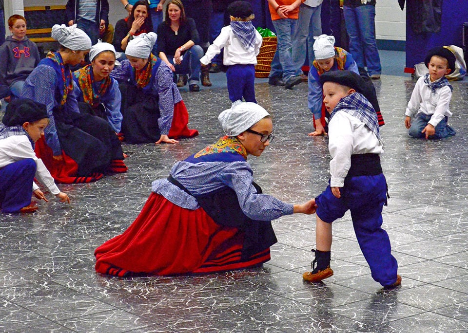 Basque dance is a chance to give to community