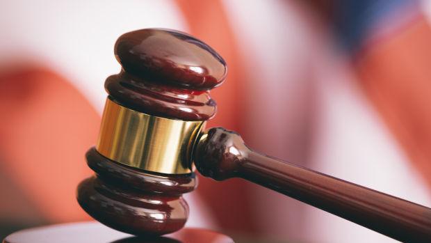 Cayuga sheriff's lieutenant claims AG investigated district attorney; DA calls it 'dirty politics' 1 Cayuga sheriff's lieutenant claims AG investigated district attorney; DA calls it 'dirty politics'