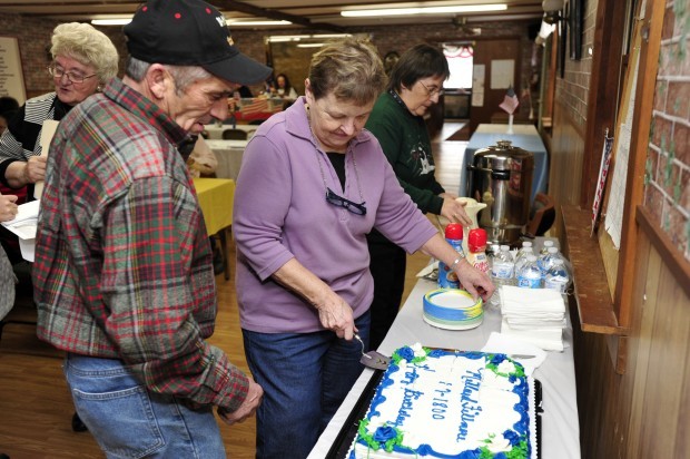 Cake for Millard Fillmore's 213th birthday, Summerhill, New York