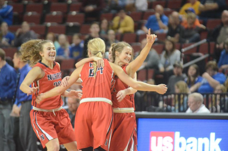 Norris rallies late; advances to B final