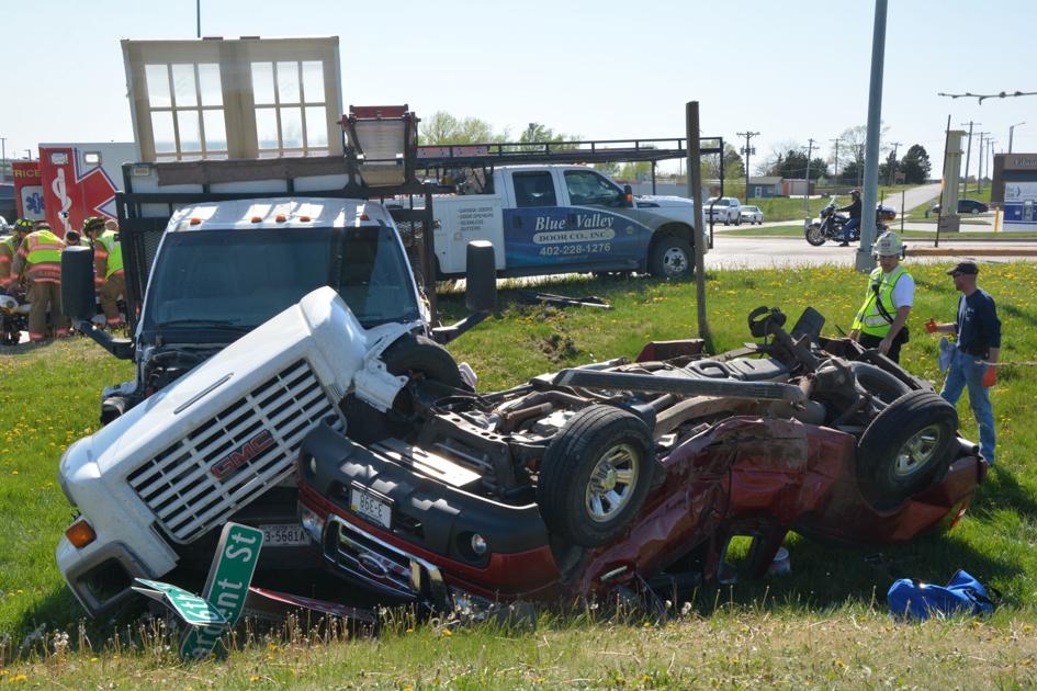 One injured in north Beatrice crash