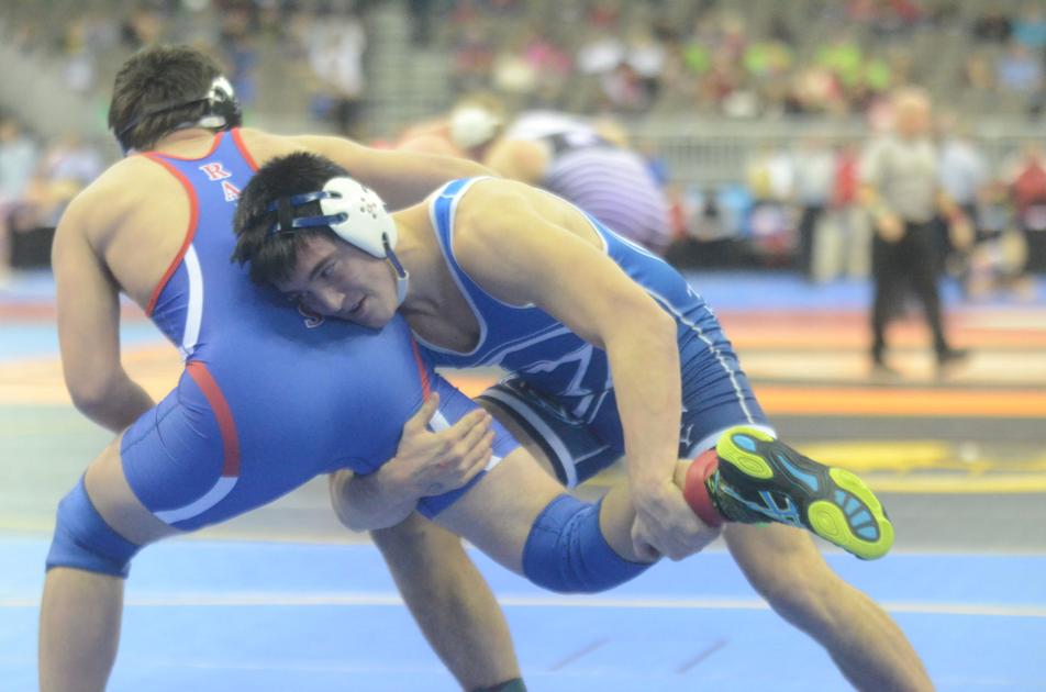 Trojan wrestlers fall short of semis