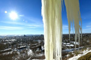 Cold spell leaves Billings' Rimrocks covered in ice