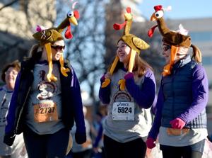 No foul weather means big turnout for Run! Turkey! Run!