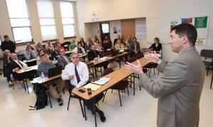 Drug program seeks early sentencing to help low-risk offenders, address prison overcrowding