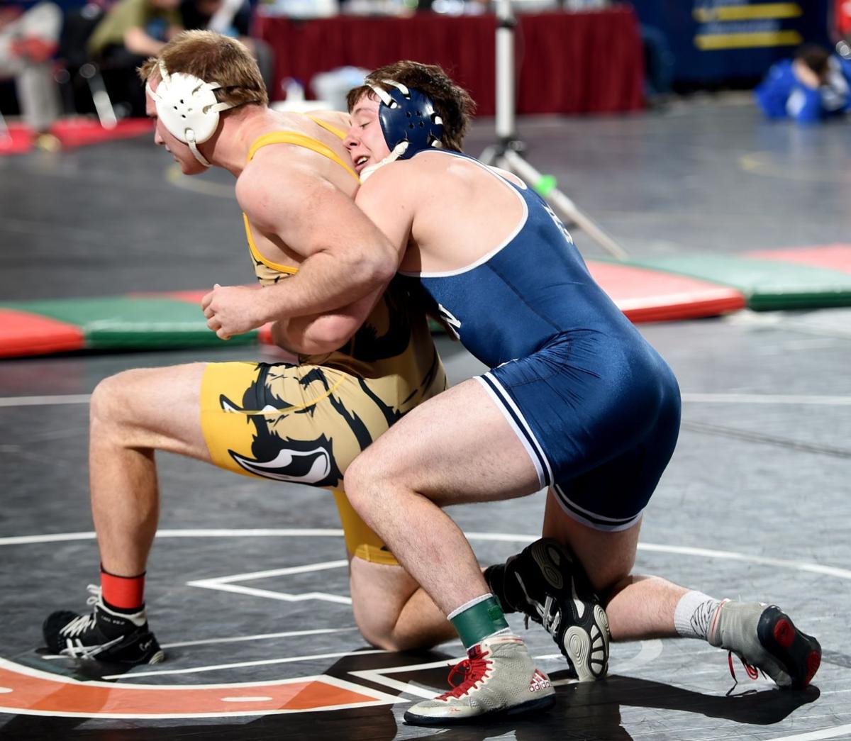 Live updates from the Montana state wrestling tournament Wrestling