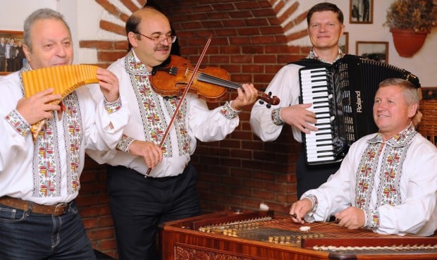 Billedresultat for moldavian folk music