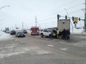 Man and 3 young children taken to hospital after Billings wreck