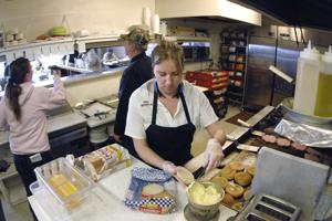 Home-cooked meals beckon ranchers to Kist Cafe