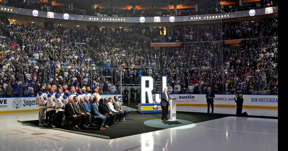 RJ, RJ, RJ': KeyBank Center fans erupt as Rick Jeanneret goes to the rafters