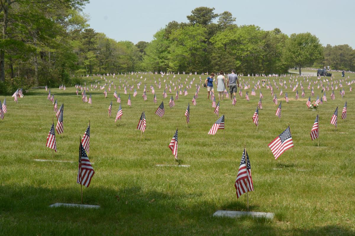 Sun Shines On National Cemetery's Memorial Day Service Bourne News