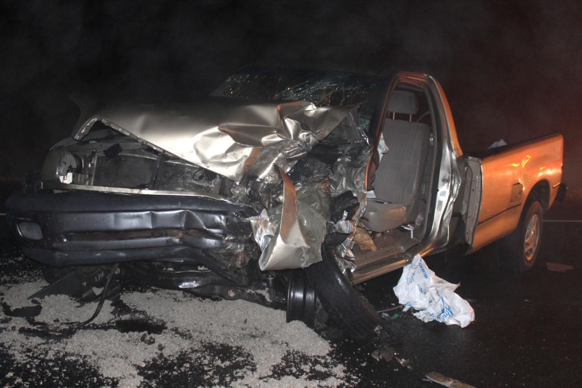 Driver plows through fatal crash scene, strikes investigator Police